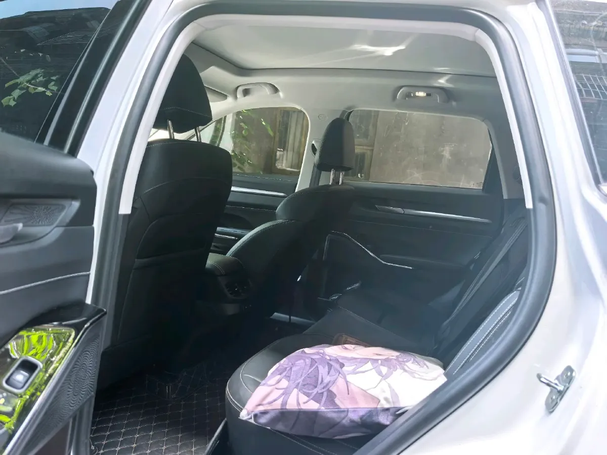 2022 Haval H6 1.5T 184HP L4 7DCT,autocango,china used car exporter,china ev exporter,chinese used car exporter,chinese used ev exporter