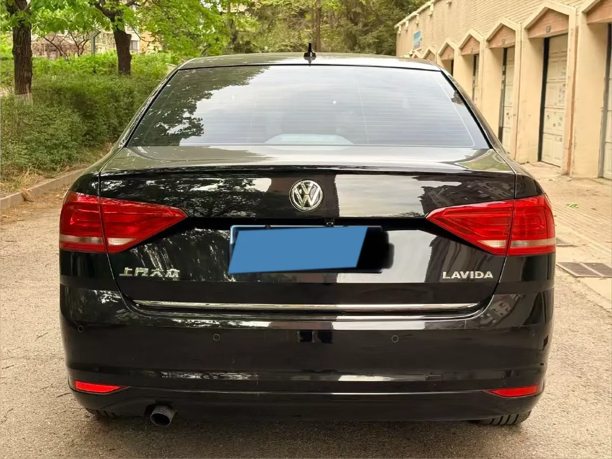 2017 Volkswagen Lavida 1.6L 110HP L4 6AT,autocango,china used car exporter,china ev exporter,chinese used car exporter,chinese used ev exporter