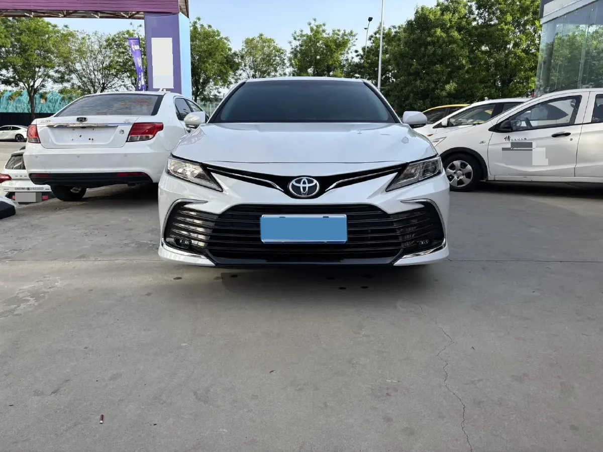 2023 Toyota Camry 2.0L 177HP L4 CVT,autocango,china used car exporter,china ev exporter,chinese used car exporter,chinese used ev exporter