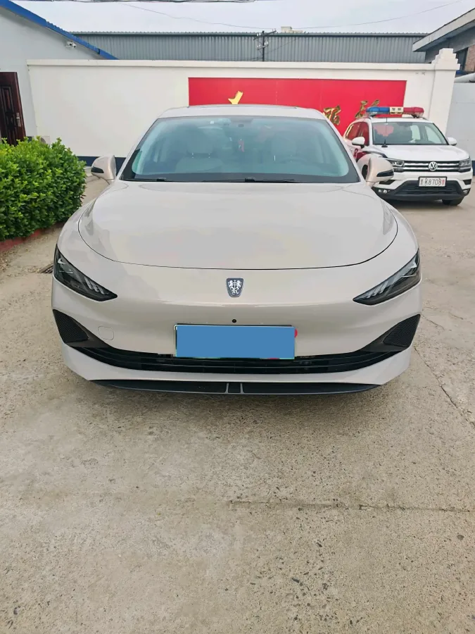2025 Roewe D7 1.5L 112HP L4 1DHT PHEV 19.7KWH,autocango,china used car exporter,china ev exporter,chinese used car exporter,chinese used ev exporter