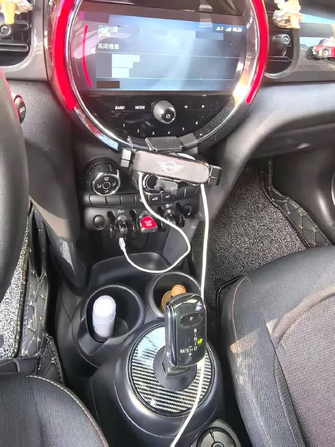 2023 MINI MINI 1.5T 102HP L3 7DCT,autocango,china used car exporter,china ev exporter,chinese used car exporter,chinese used ev exporter