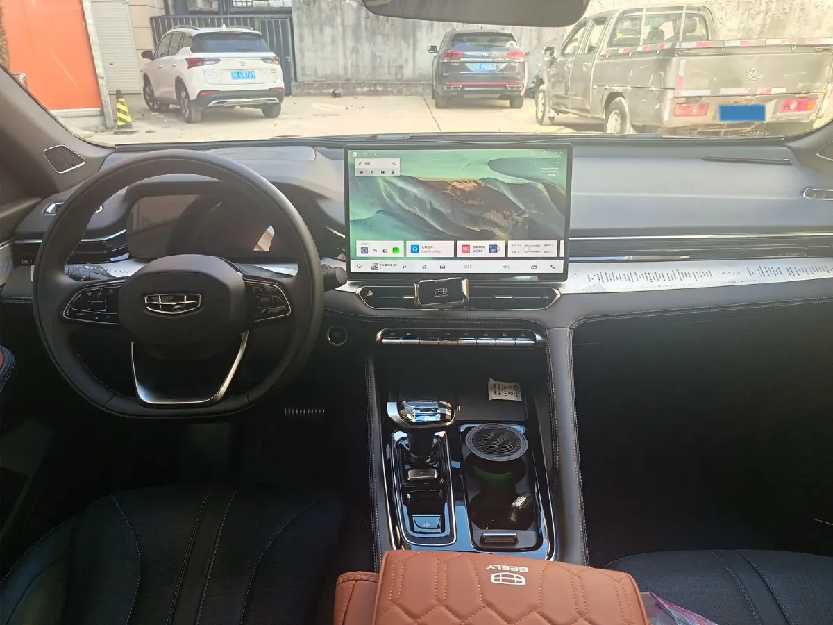 2026 Geely Preface 1.5T 181HP L4 7DCT,autocango,china used car exporter,china ev exporter,chinese used car exporter,chinese used ev exporter