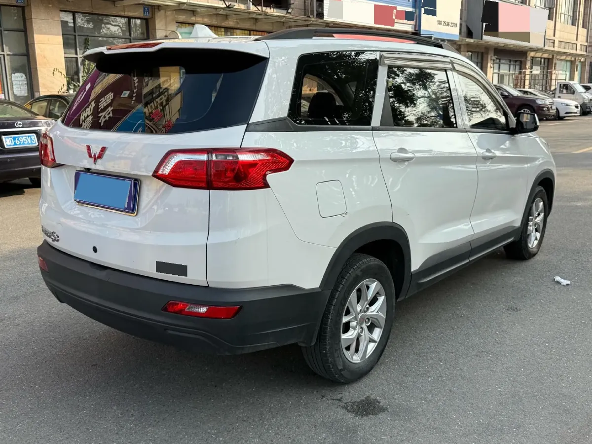 2018 WuLing HongGuang S3 1.5L 112HP L4 6MT,autocango,china used car exporter,china ev exporter,chinese used car exporter,chinese used ev exporter