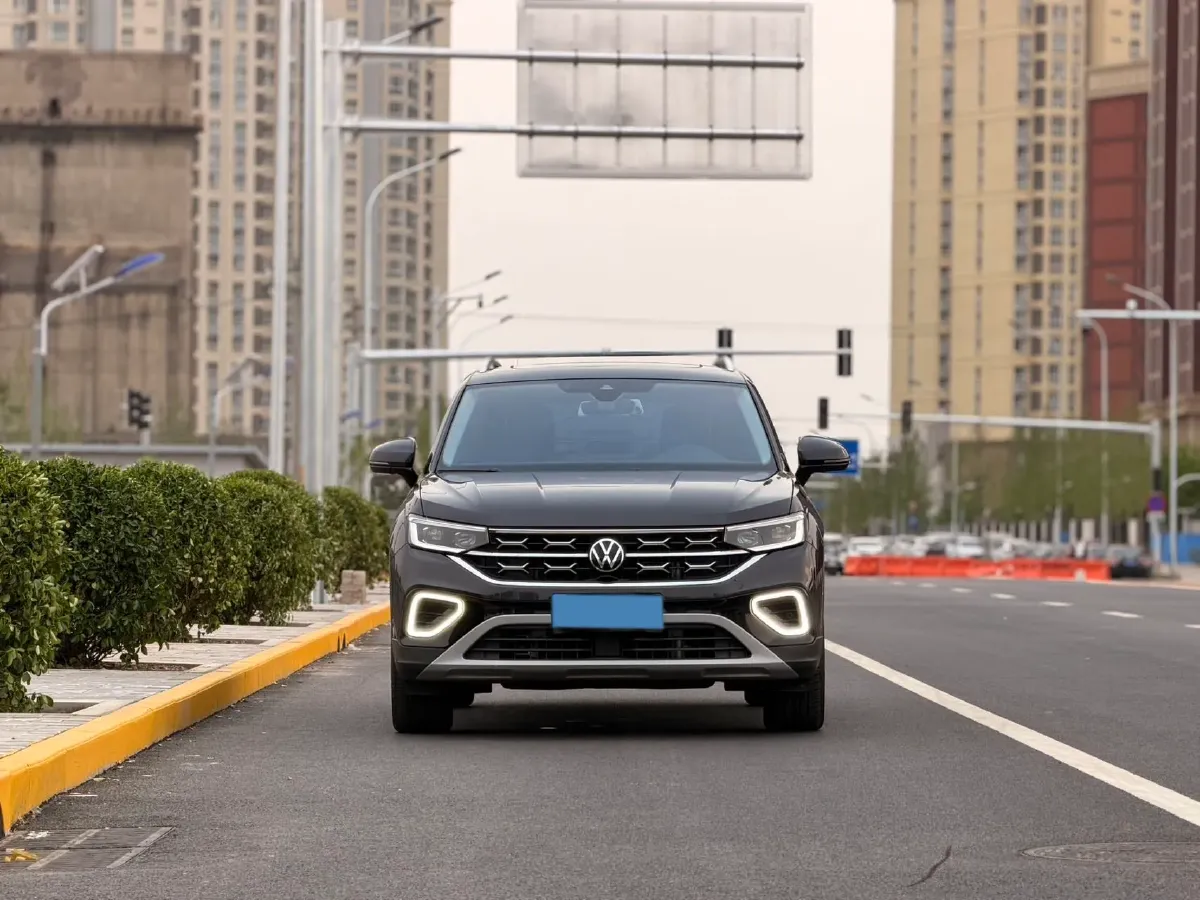 2024 Volkswagen Tayron 1.5T 160HP L4 7DCT,autocango,china used car exporter,china ev exporter,chinese used car exporter,chinese used ev exporter