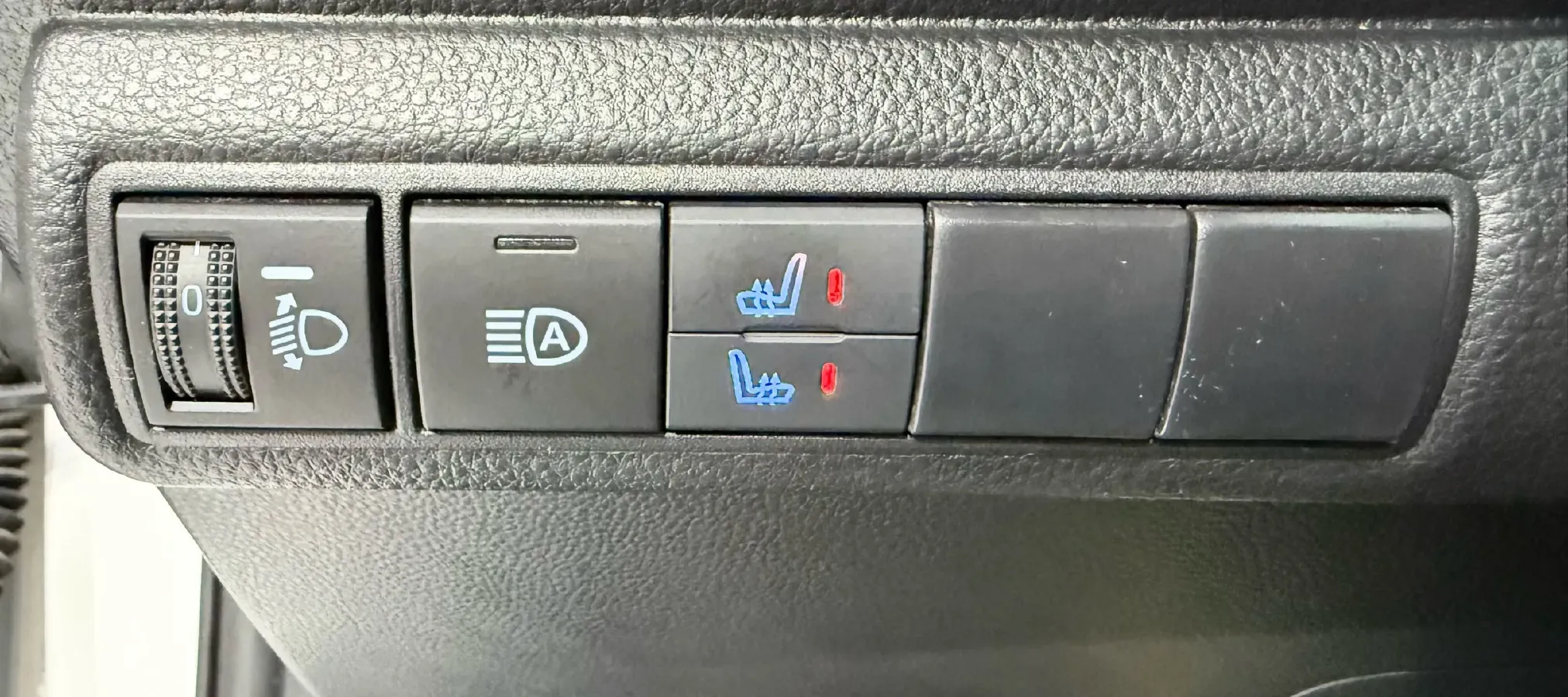 2022 Toyota Corolla 1.2T 116HP L4 CVT,autocango,china used car exporter,china ev exporter,chinese used car exporter,chinese used ev exporter