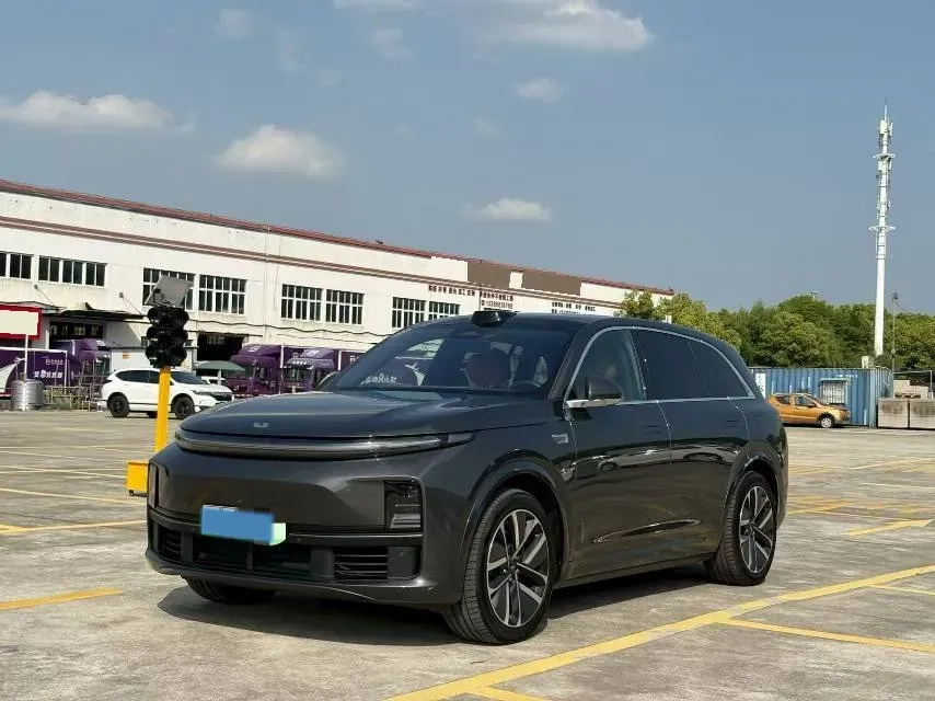 2023 Li L7 Range Extended 154HP REEV 40.9KWH,autocango,china used car exporter,china ev exporter,chinese used car exporter,chinese used ev exporter
