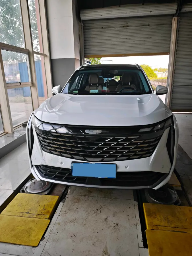 2023 Geely StarRay 1.5T 181HP L4 7DCT,autocango,china used car exporter,china ev exporter,chinese used car exporter,chinese used ev exporter