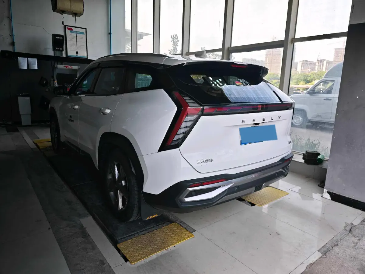 2023 Geely StarRay 1.5T 181HP L4 7DCT,autocango,china used car exporter,china ev exporter,chinese used car exporter,chinese used ev exporter