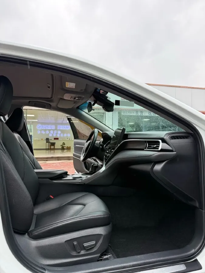 2023 Toyota Camry 2.0L 177HP L4 CVT,autocango,china used car exporter,china ev exporter,chinese used car exporter,chinese used ev exporter
