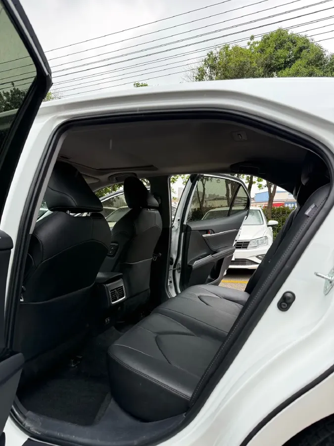 2023 Toyota Camry 2.0L 177HP L4 CVT,autocango,china used car exporter,china ev exporter,chinese used car exporter,chinese used ev exporter