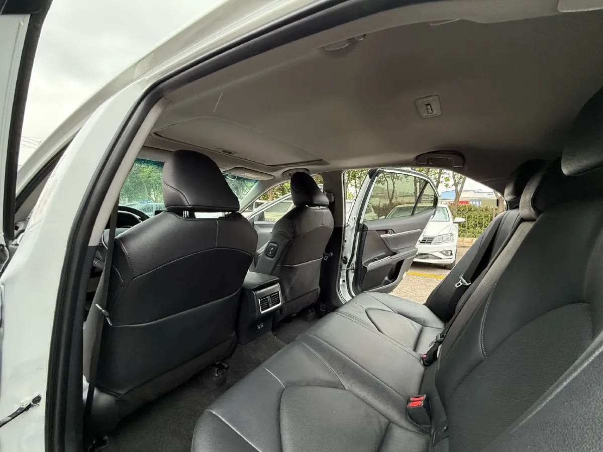 2023 Toyota Camry 2.0L 177HP L4 CVT,autocango,china used car exporter,china ev exporter,chinese used car exporter,chinese used ev exporter