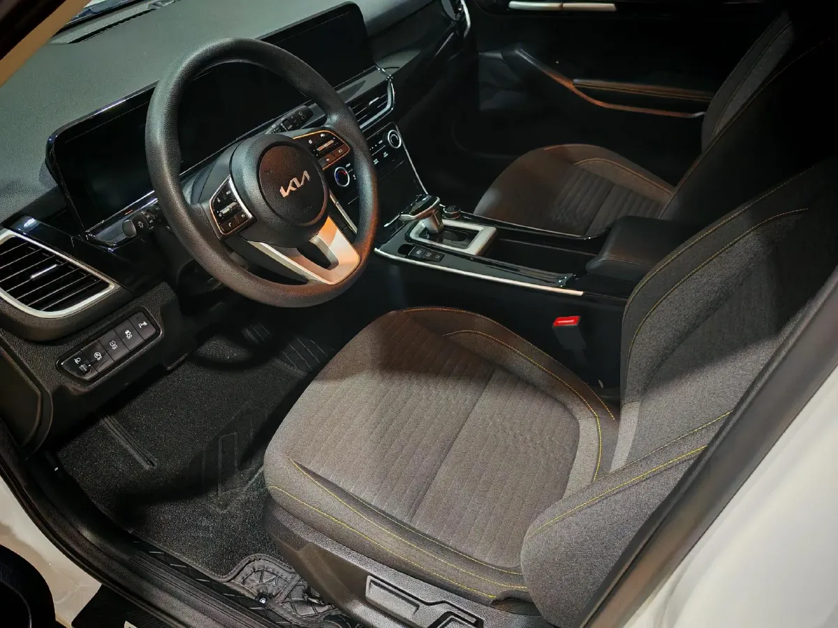 2023 Kia Seltos 1.5L 115HP L4 CVT,autocango,china used car exporter,china ev exporter,chinese used car exporter,chinese used ev exporter