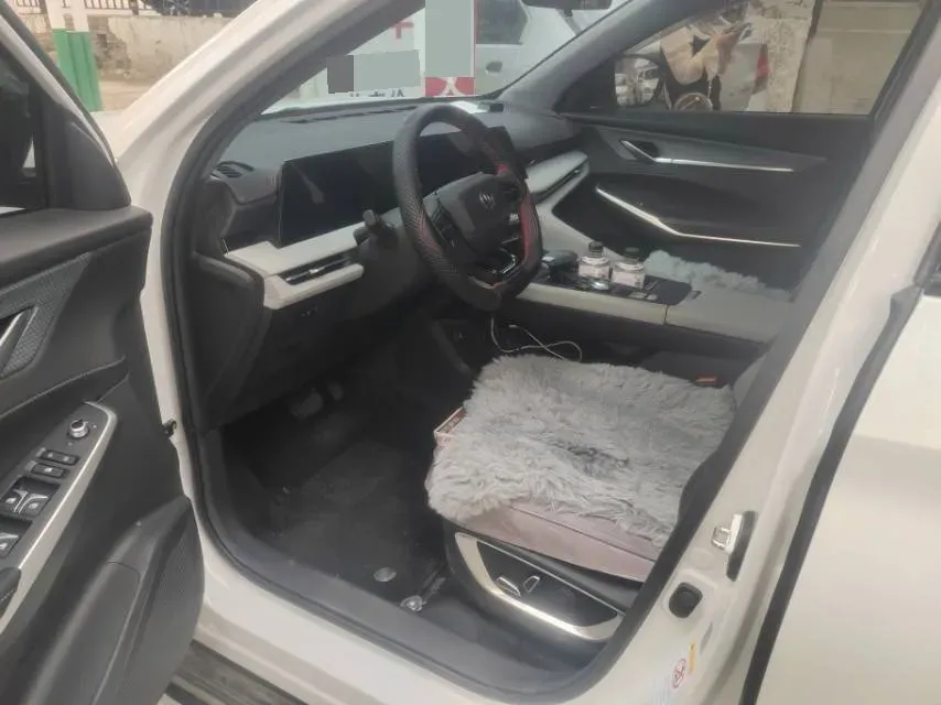 2024 ChangAn CS75 Plus 1.5T 188HP L4 8AT,autocango,china used car exporter,china ev exporter,chinese used car exporter,chinese used ev exporter