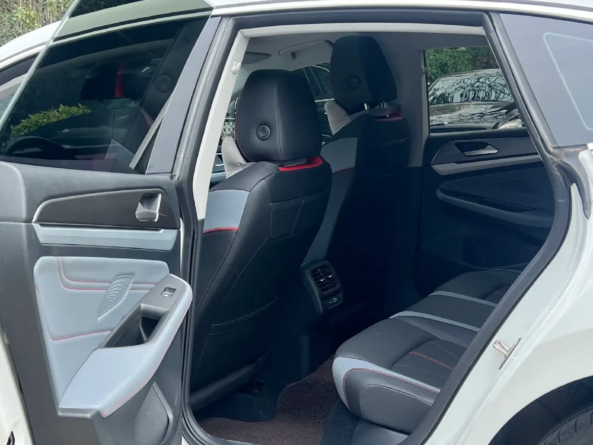 2024 Volkswagen Lamando 1.4T 150HP L4 7DCT,autocango,china used car exporter,china ev exporter,chinese used car exporter,chinese used ev exporter