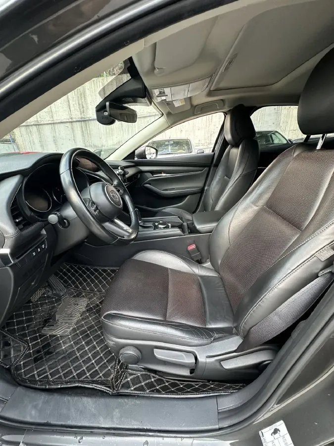 2020 Mazda 3 Axela 2.0L 158HP L4 6AT,autocango,china used car exporter,china ev exporter,chinese used car exporter,chinese used ev exporter