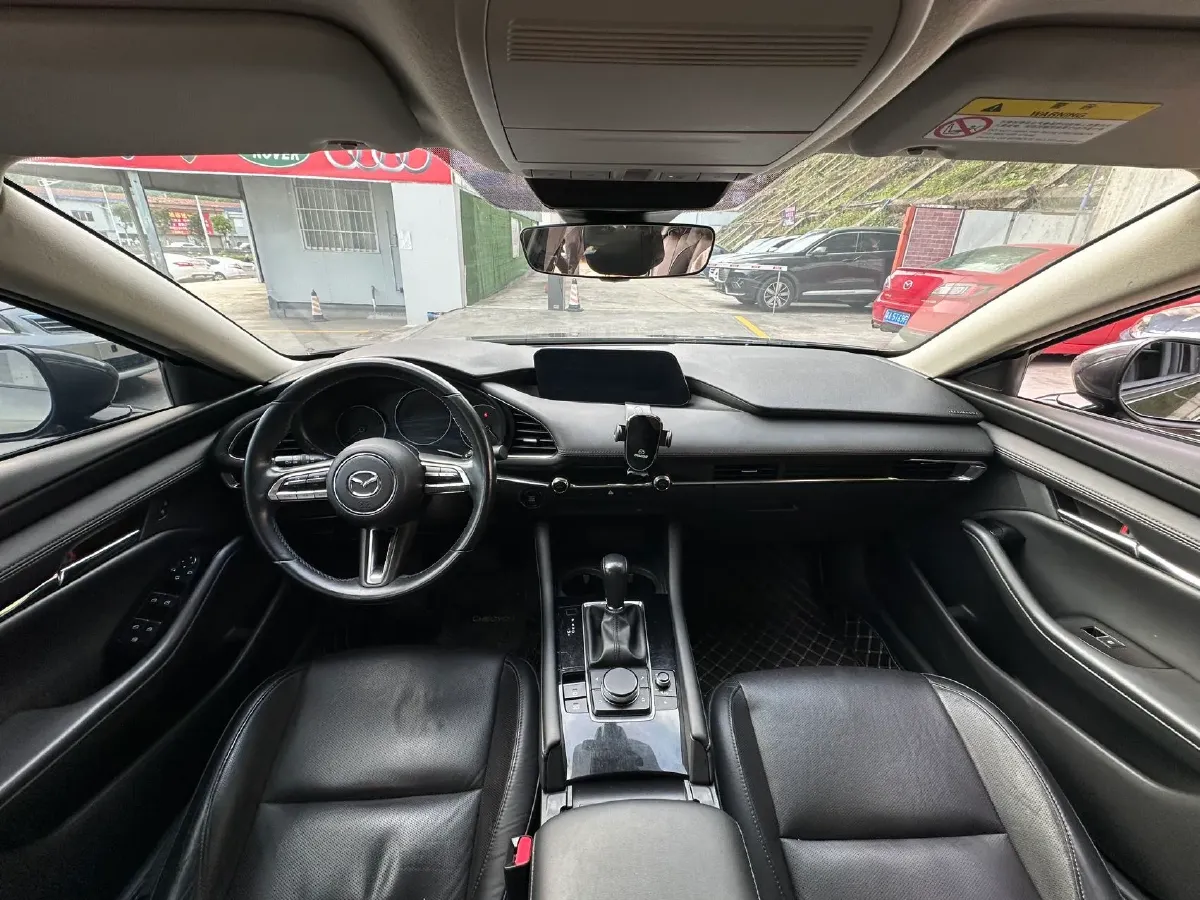 2020 Mazda 3 Axela 2.0L 158HP L4 6AT,autocango,china used car exporter,china ev exporter,chinese used car exporter,chinese used ev exporter
