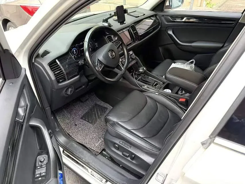 2019 Chevrolet Equinox 2.0T 260HP L4 9AT,autocango,china used car exporter,china ev exporter,chinese used car exporter,chinese used ev exporter