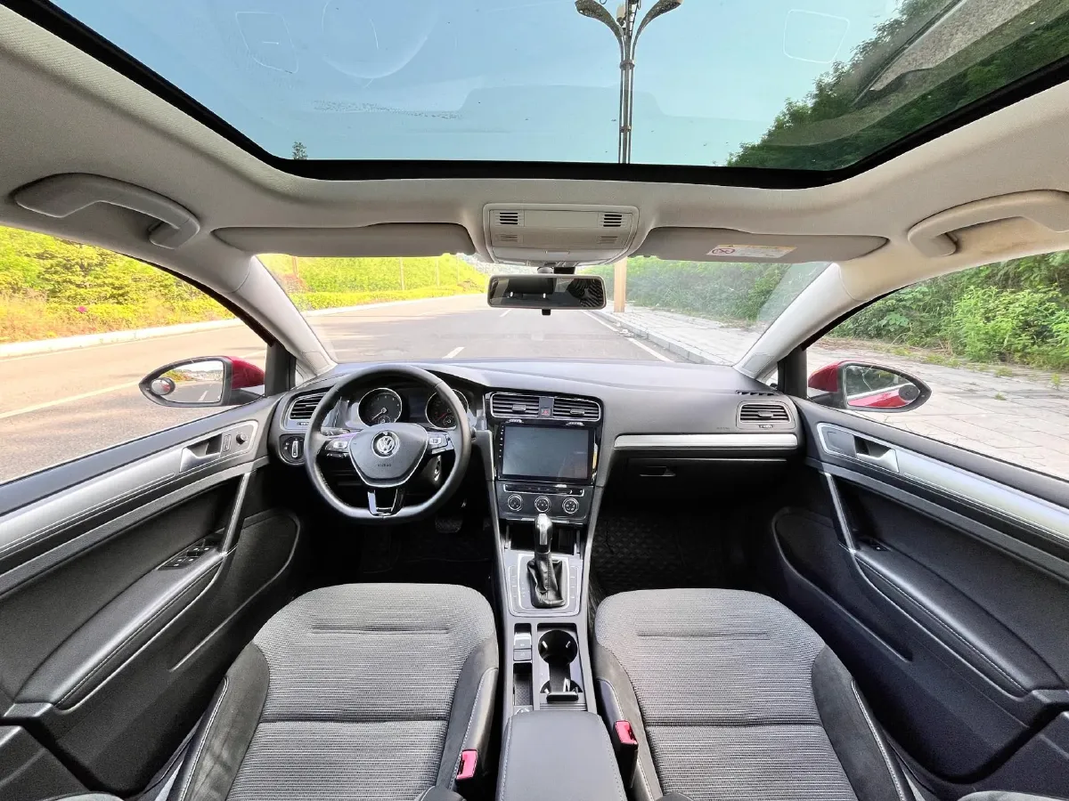 2018 Volkswagen Golf 1.4T 131HP L4 7DCT,autocango,china used car exporter,china ev exporter,chinese used car exporter,chinese used ev exporter