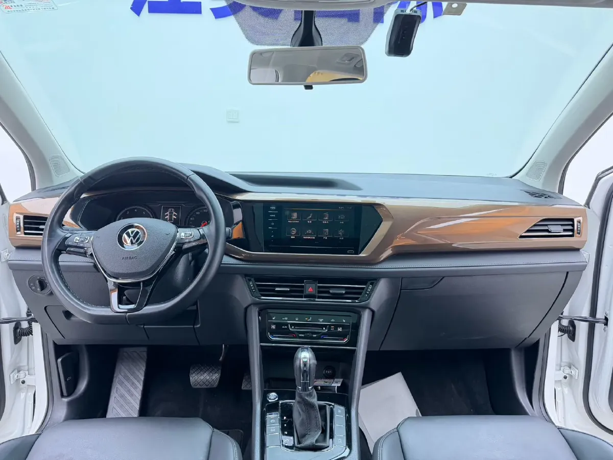 2021 Volkswagen Tharu 1.4T 150HP L4 7DCT,autocango,china used car exporter,china ev exporter,chinese used car exporter,chinese used ev exporter