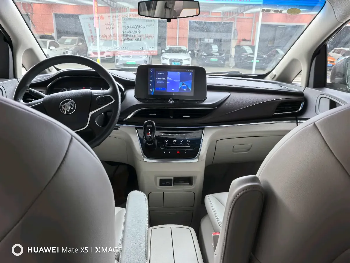 2023 Buick GL8 2.0T 237HP L4 9AT,autocango,china used car exporter,china ev exporter,chinese used car exporter,chinese used ev exporter