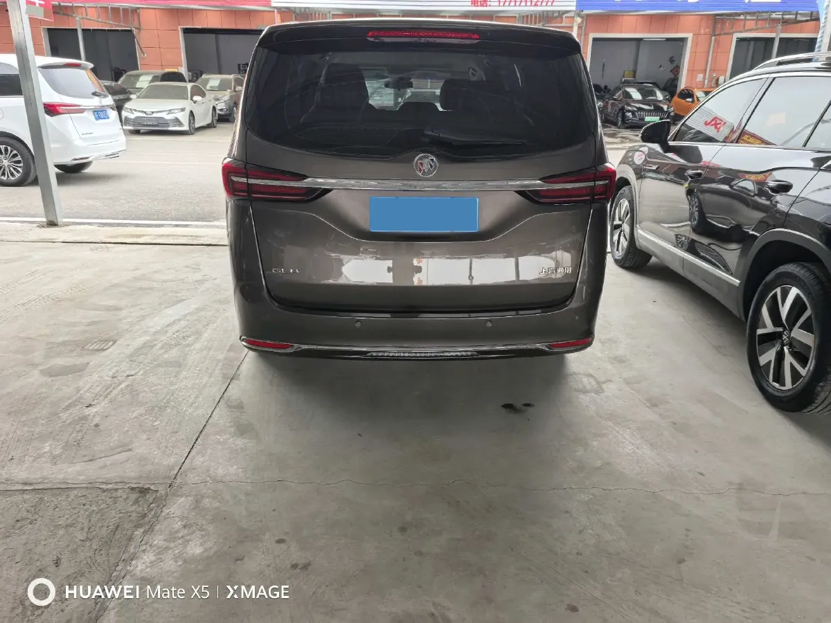 2023 Buick GL8 2.0T 237HP L4 9AT,autocango,china used car exporter,china ev exporter,chinese used car exporter,chinese used ev exporter