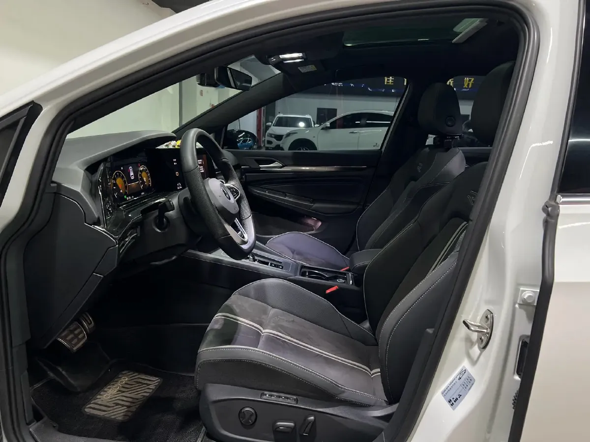 2023 Volkswagen Golf 1.4T 150HP L4 7DCT,autocango,china used car exporter,china ev exporter,chinese used car exporter,chinese used ev exporter