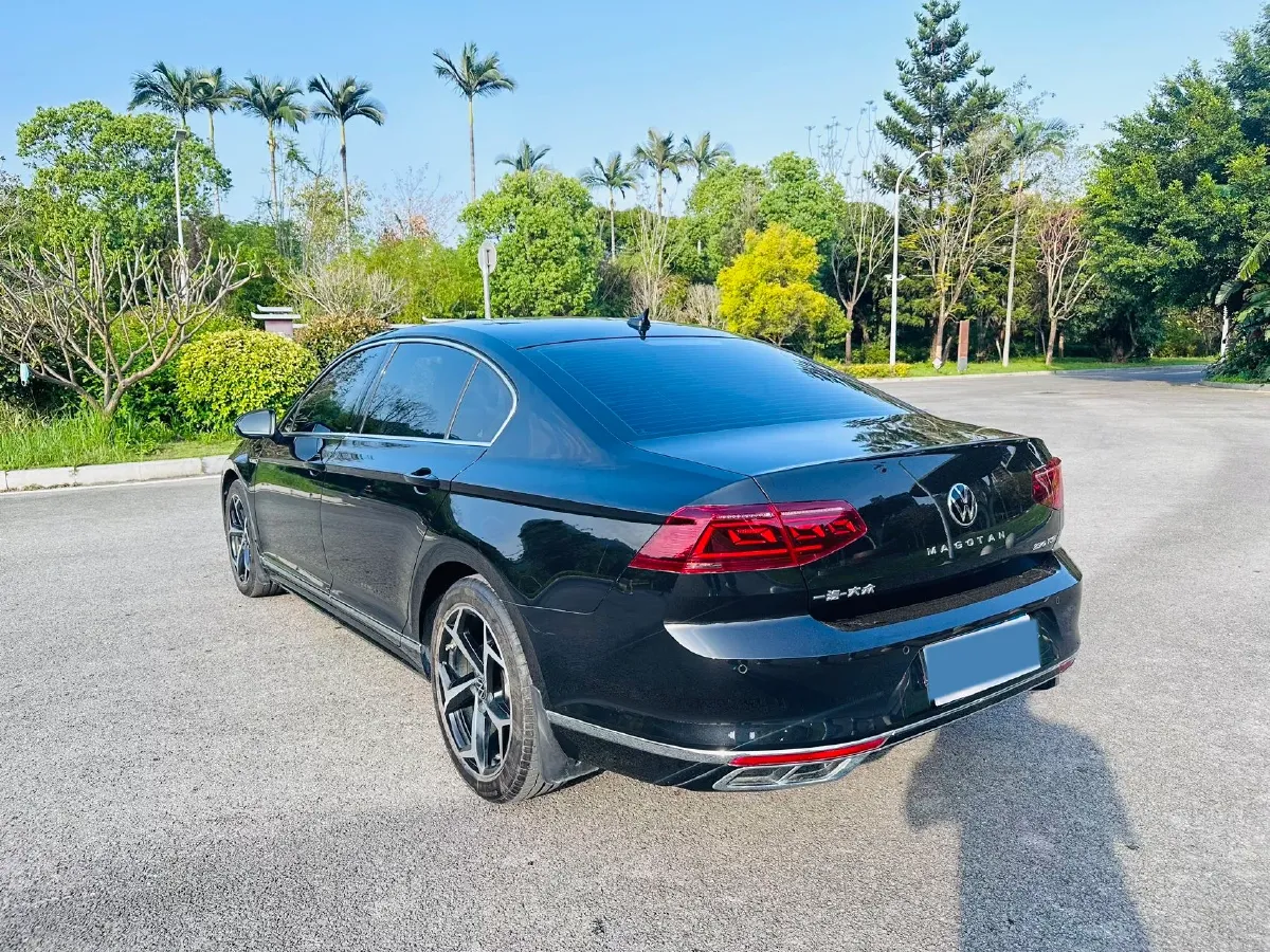 2023 Volkswagen Magotan 2.0T 186HP L4 7DCT,autocango,china used car exporter,china ev exporter,chinese used car exporter,chinese used ev exporter