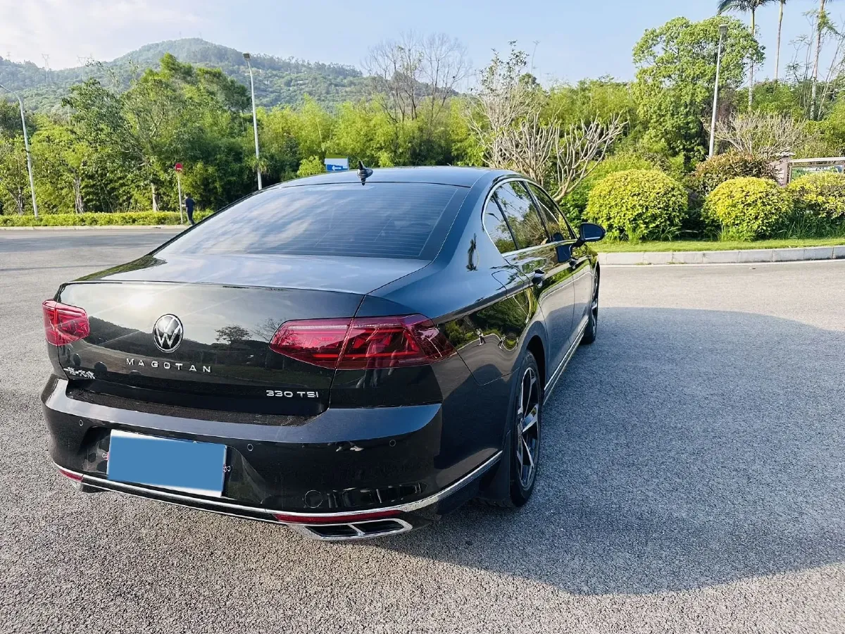 2023 Volkswagen Magotan 2.0T 186HP L4 7DCT,autocango,china used car exporter,china ev exporter,chinese used car exporter,chinese used ev exporter