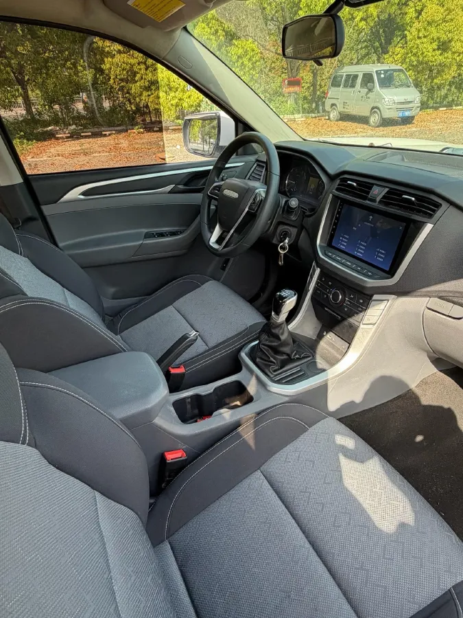 2021 MAXUS T70 2.0T 163HP L4 6AT,autocango,china used car exporter,china ev exporter,chinese used car exporter,chinese used ev exporter