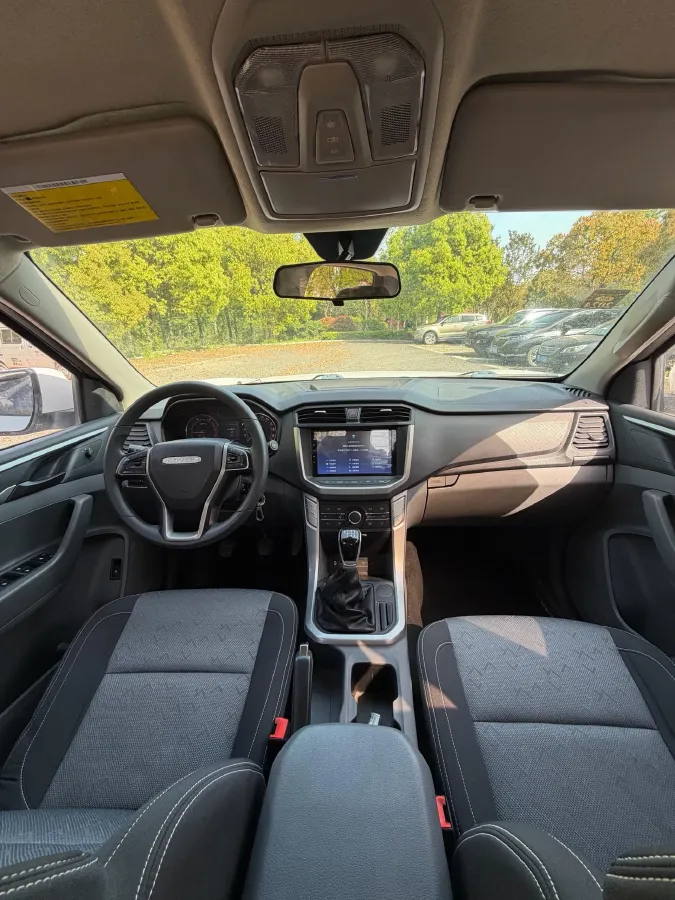 2021 MAXUS T70 2.0T 163HP L4 6AT,autocango,china used car exporter,china ev exporter,chinese used car exporter,chinese used ev exporter