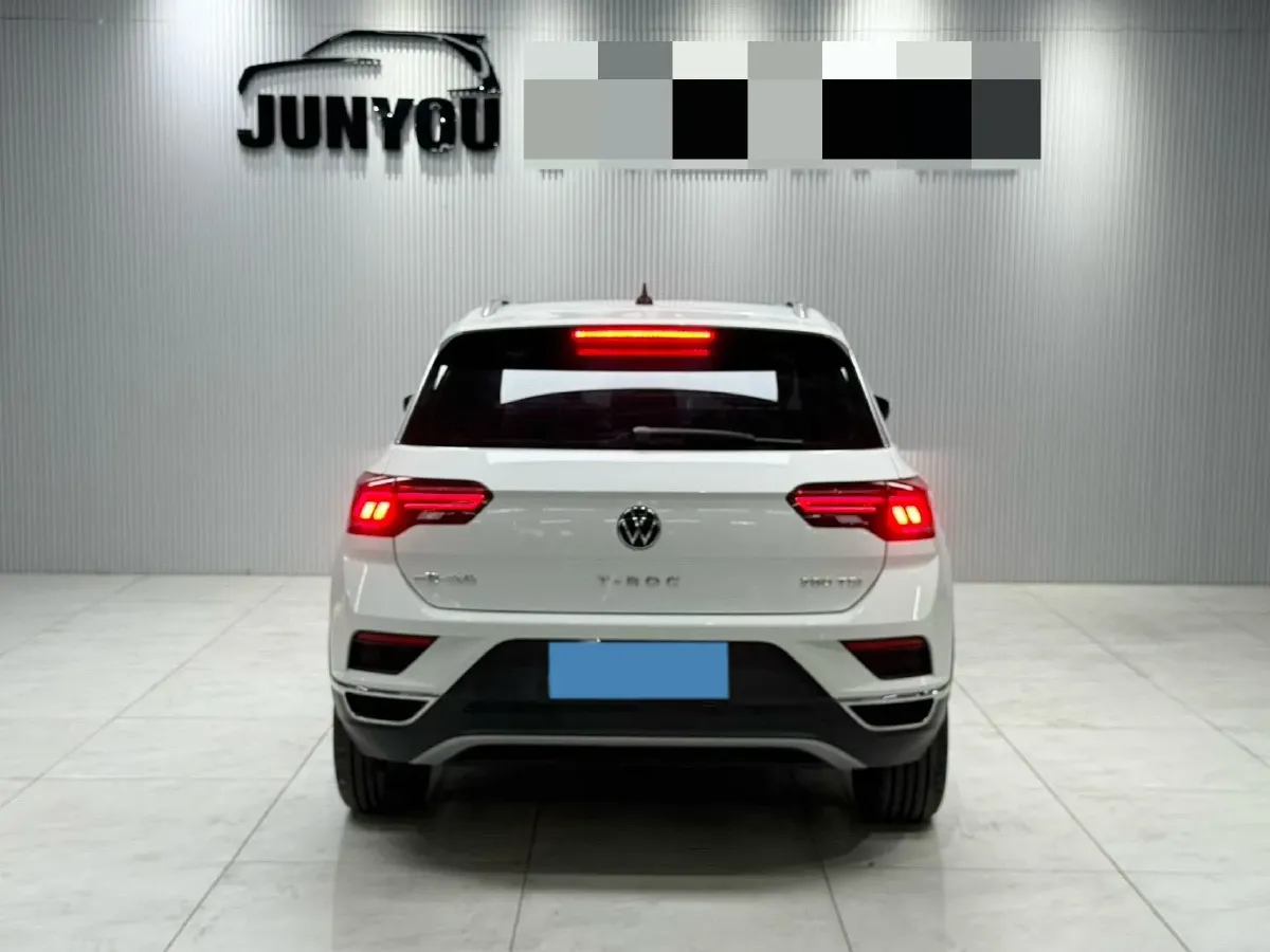 2022 Volkswagen T-Roc 1.4T 150HP L4 7DCT,autocango,china used car exporter,china ev exporter,chinese used car exporter,chinese used ev exporter