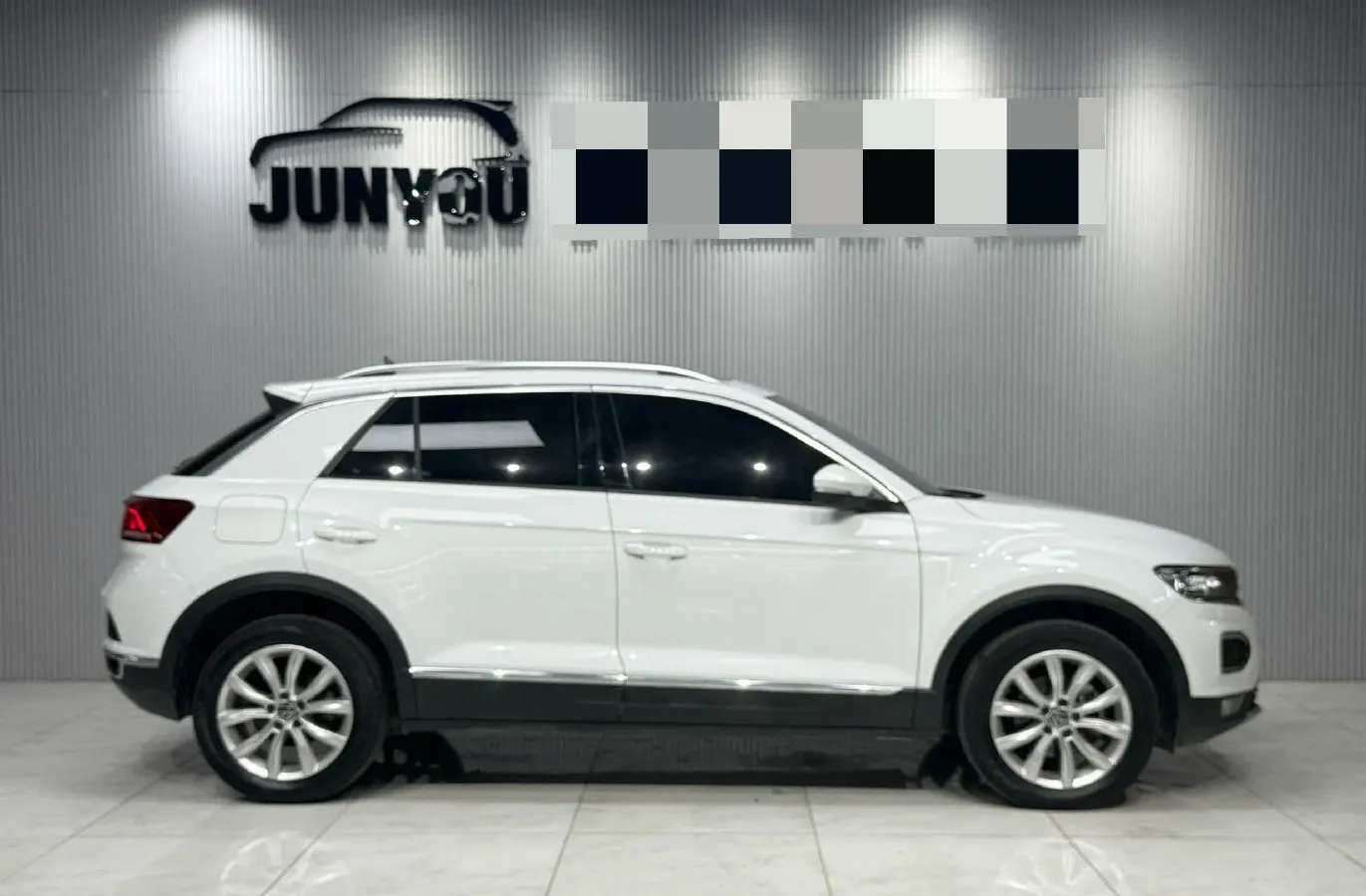 2022 Volkswagen T-Roc 1.4T 150HP L4 7DCT,autocango,china used car exporter,china ev exporter,chinese used car exporter,chinese used ev exporter