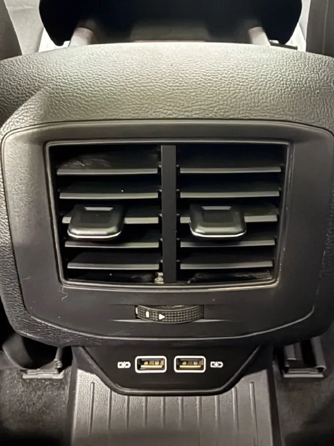 2022 Volkswagen T-Roc 1.4T 150HP L4 7DCT,autocango,china used car exporter,china ev exporter,chinese used car exporter,chinese used ev exporter