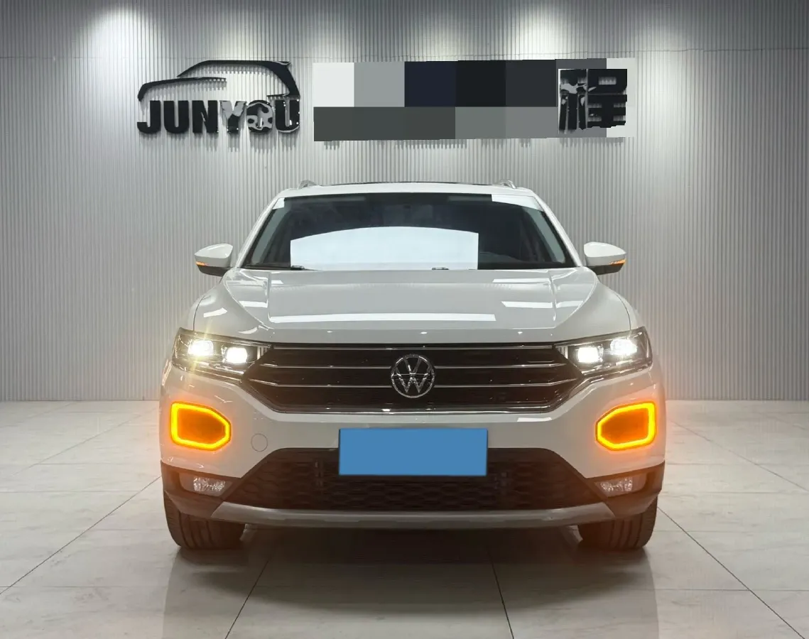 2022 Volkswagen T-Roc 1.4T 150HP L4 7DCT,autocango,china used car exporter,china ev exporter,chinese used car exporter,chinese used ev exporter