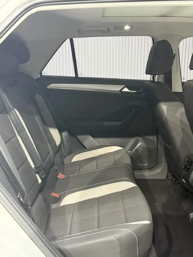 2022 Volkswagen T-Roc 1.4T 150HP L4 7DCT,autocango,china used car exporter,china ev exporter,chinese used car exporter,chinese used ev exporter