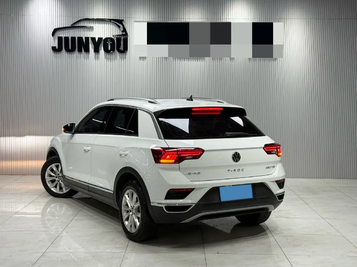 2022 Volkswagen T-Roc 1.4T 150HP L4 7DCT,autocango,china used car exporter,china ev exporter,chinese used car exporter,chinese used ev exporter
