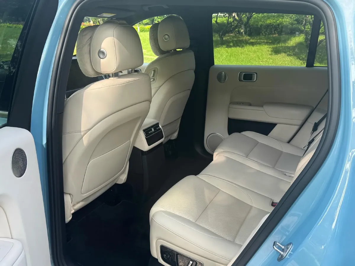 2025 Li L7 Range Extended 154HP REEV,autocango,china used car exporter,china ev exporter,chinese used car exporter,chinese used ev exporter