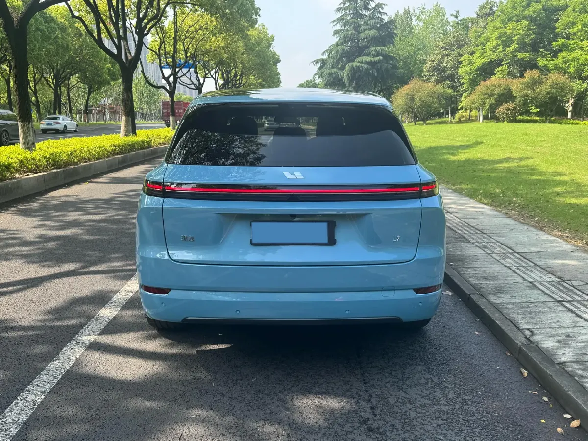 2025 Li L7 Range Extended 154HP REEV,autocango,china used car exporter,china ev exporter,chinese used car exporter,chinese used ev exporter