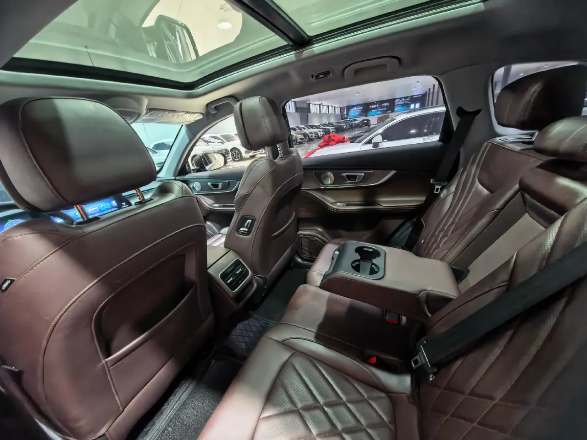 2024 Chery Tiggo 8 PRO 1.6T 197HP L4 7DCT,autocango,china used car exporter,china ev exporter,chinese used car exporter,chinese used ev exporter