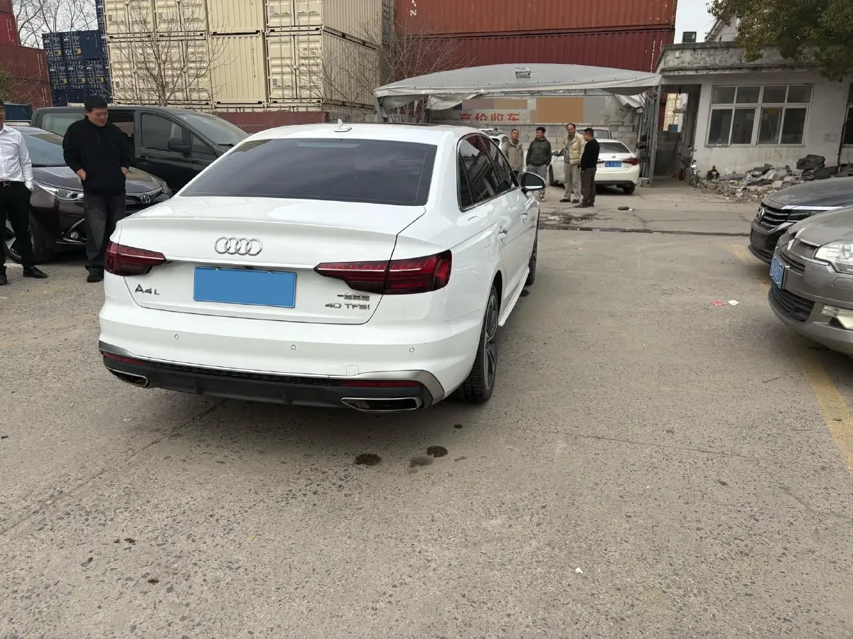 2024 Audi A4L 2.0T 190HP L4 7DCT,autocango,china used car exporter,china ev exporter,chinese used car exporter,chinese used ev exporter