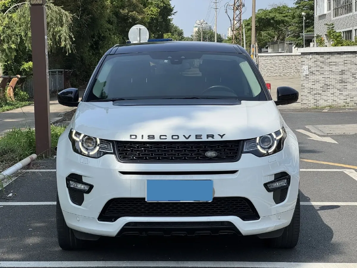 2019 Land Rover Discovery Sport 2.0T 241HP L4 9AT,autocango,china used car exporter,china ev exporter,chinese used car exporter,chinese used ev exporter