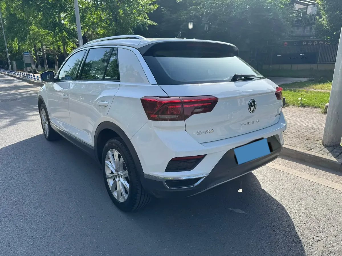 2020 Volkswagen T-Roc 1.4T 131HP L4 7DCT,autocango,china used car exporter,china ev exporter,chinese used car exporter,chinese used ev exporter