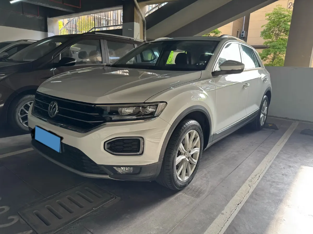 2020 Volkswagen T-Roc 1.4T 131HP L4 7DCT,autocango,china used car exporter,china ev exporter,chinese used car exporter,chinese used ev exporter