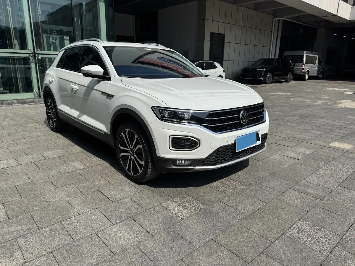 2022 Volkswagen T-Roc 1.4T 150HP L4 7DCT,autocango,china used car exporter,china ev exporter,chinese used car exporter,chinese used ev exporter