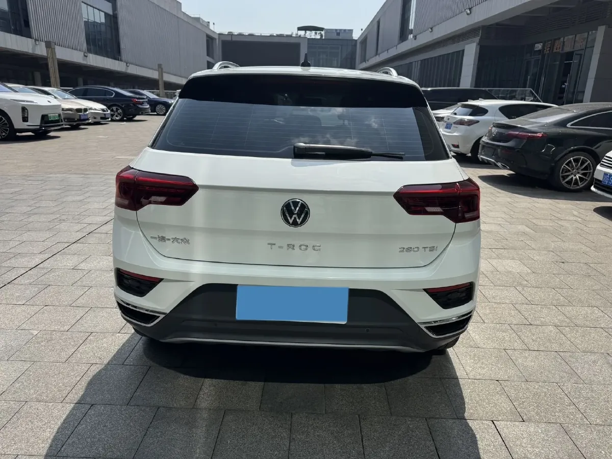 2022 Volkswagen T-Roc 1.4T 150HP L4 7DCT,autocango,china used car exporter,china ev exporter,chinese used car exporter,chinese used ev exporter