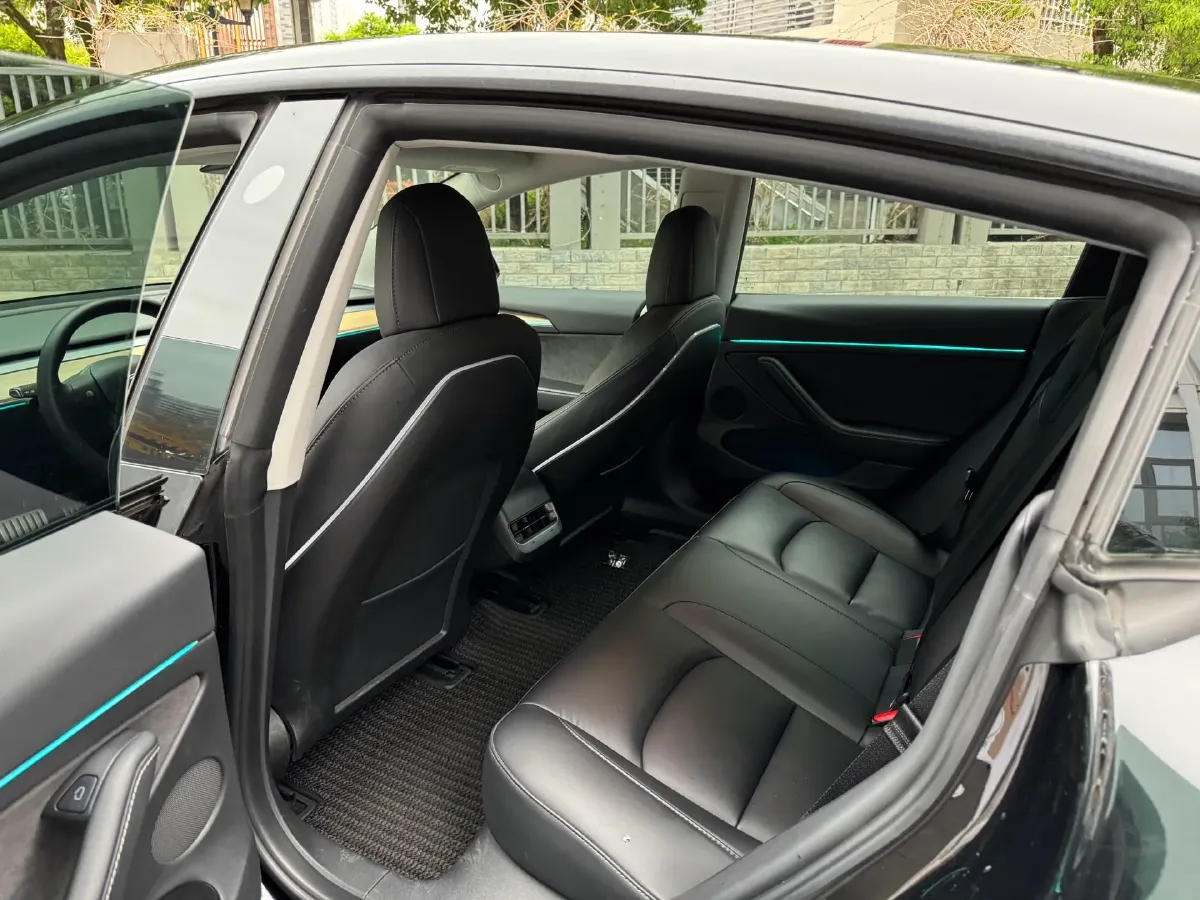 2022 Chevrolet Blazer 2.0T 237HP L4 9AT,autocango,china used car exporter,china ev exporter,chinese used car exporter,chinese used ev exporter