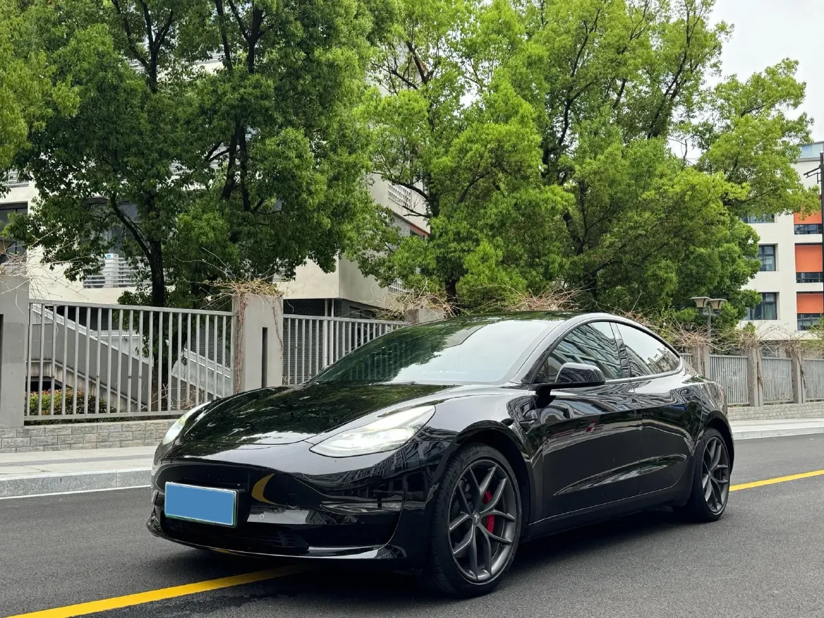 2022 Chevrolet Blazer 2.0T 237HP L4 9AT,autocango,china used car exporter,china ev exporter,chinese used car exporter,chinese used ev exporter