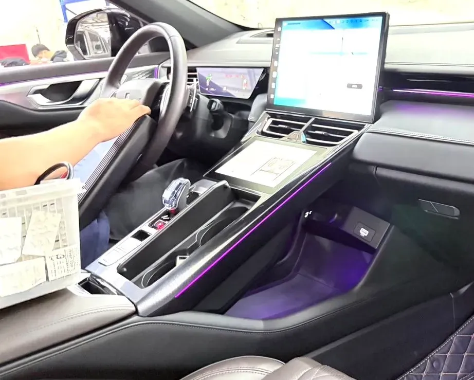 2021 WEY Mocha 2.0T 214HP L4 9DCT,autocango,china used car exporter,china ev exporter,chinese used car exporter,chinese used ev exporter