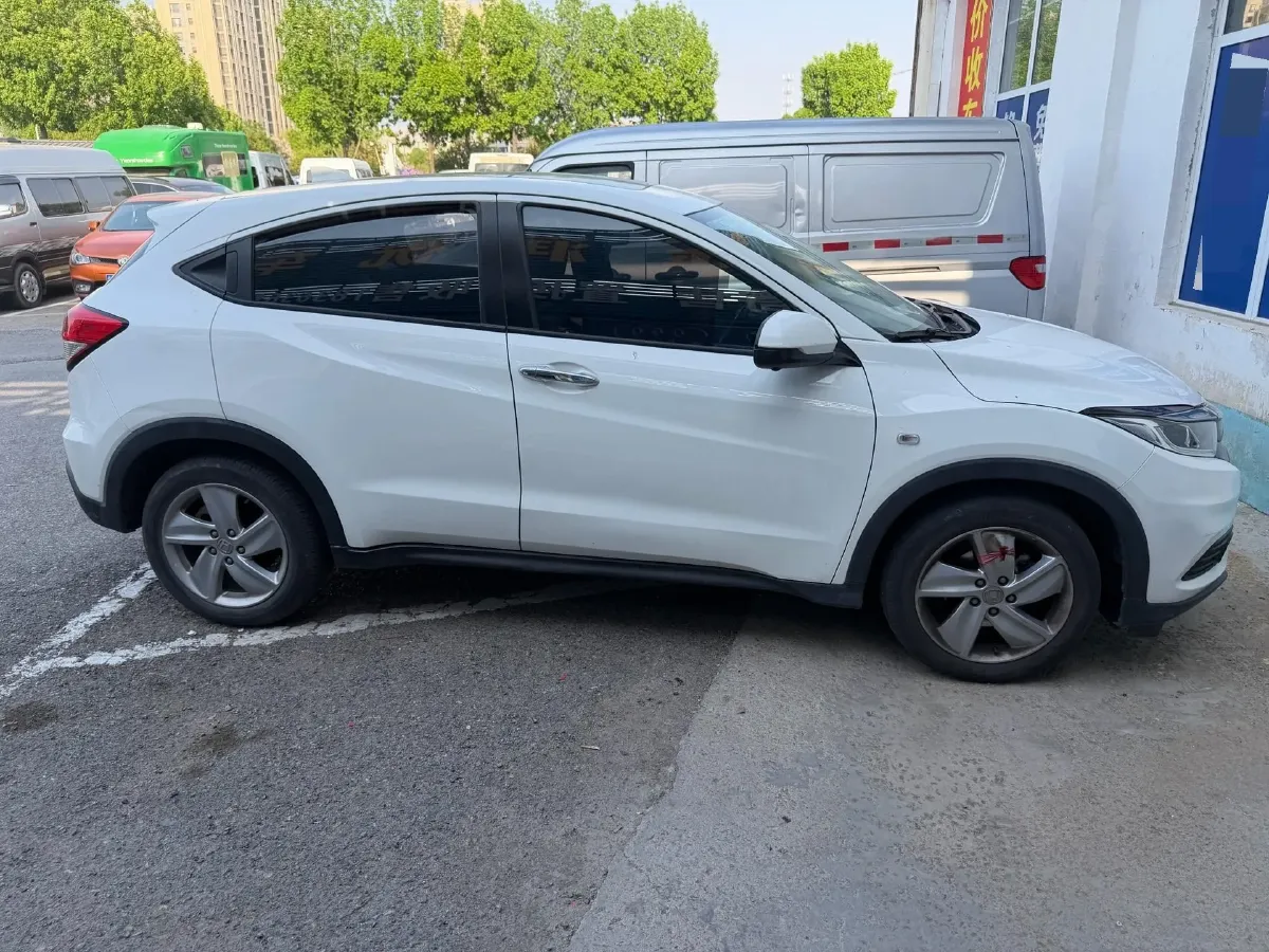 2020 Honda Vezel 1.5L 131HP L4 CVT,autocango,china used car exporter,china ev exporter,chinese used car exporter,chinese used ev exporter