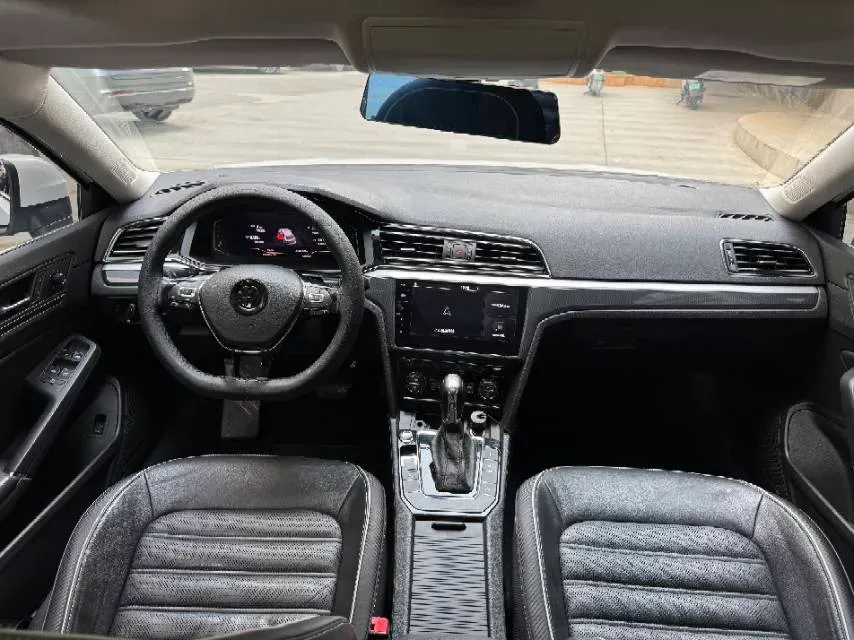 2019 Volkswagen Tayron 2.0T 186HP L4 7DCT,autocango,china used car exporter,china ev exporter,chinese used car exporter,chinese used ev exporter